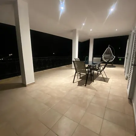 Casa Psarou 1