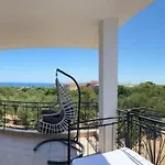 Casa Psarou 1 *